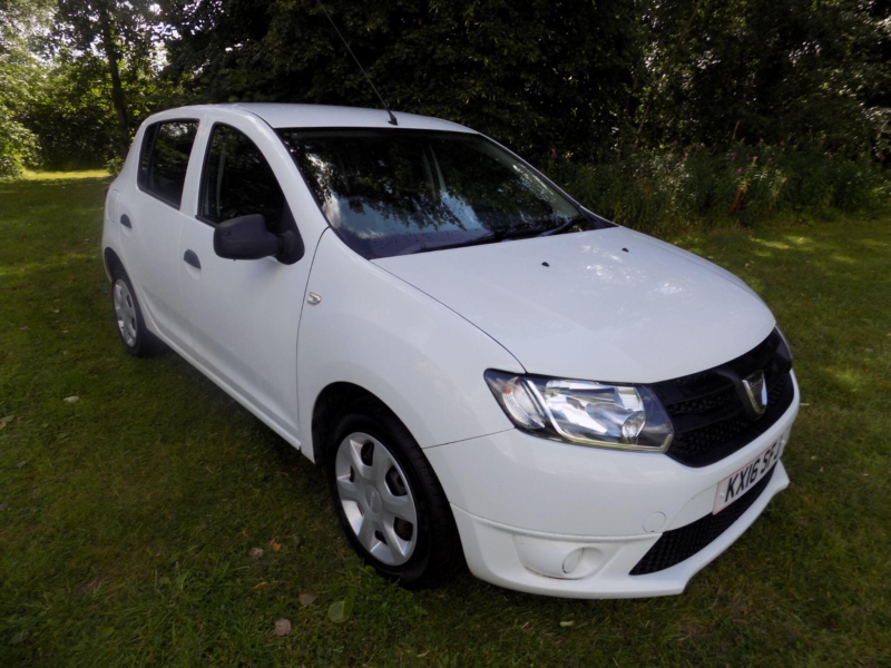 2016 Dacia Sandero 0.9 Tce Ambiance Euro 6 (s/s) 5dr in White — image 1