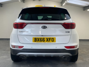 2016 Kia Sportage 1.6 T-Gdi Gt-Line SUV 5dr Petrol Dct AWD Euro 6 (174 Bhp) in White — image 5