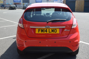 2014 Ford Fiesta 1.25 Zetec Euro 5 5dr in Red — image 6