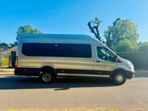 2018 Ford Transit 2.2 Tdci 460 Hdt Trend Minibus 5dr Diesel Manual L4 H3 (17 Seats) (196 G/km, 123 Bhp) in Silver — image 3