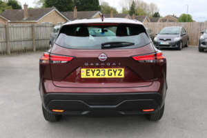 2023 Nissan Qashqai 1.3 Dig-T Mhev Acenta Premium in Red — image 5