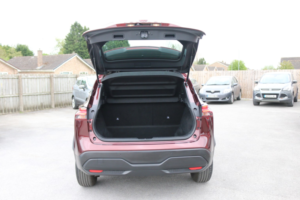 2023 Nissan Qashqai 1.3 Dig-T Mhev Acenta Premium in Red — image 6