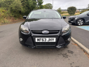 2013 Ford Focus 1.6 Tdci Zetec Hatchback 5dr Diesel Manual Euro 5 (s/s) (115 Ps) in Black — image 2