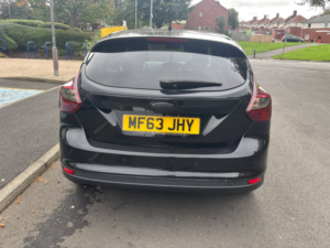 2013 Ford Focus 1.6 Tdci Zetec Hatchback 5dr Diesel Manual Euro 5 (s/s) (115 Ps) in Black — image 6