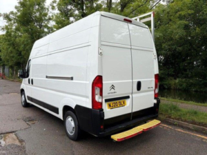 2020 Citroen Relay 2.2 Enterprise L3h3 Glass/frail Rack in White — image 5