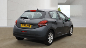 2017 Peugeot 208 1.2 Puretech Active in Grey — image 4