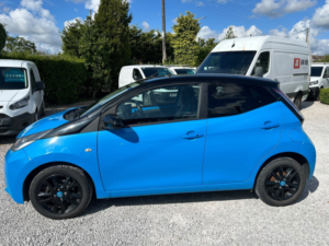 2016 Toyota Aygo 1.0 Vvt-I X-Cite in Blue — image 5