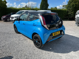 2016 Toyota Aygo 1.0 Vvt-I X-Cite in Blue — image 6