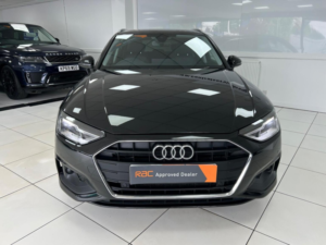 2023 Audi A4 Avant 2.0 Tdi 35 Technik S Tronic Euro 6 (s/s) 5dr in Black — image 3