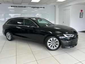 2023 Audi A4 Avant 2.0 Tdi 35 Technik S Tronic Euro 6 (s/s) 5dr in Black — image 4