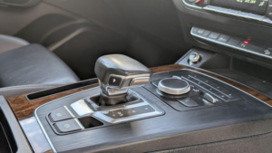 2017 Audi Q5 2.0 Tdi Sport S Tronic Quattro Euro 6 (s/s) 5dr in Blue — image 4