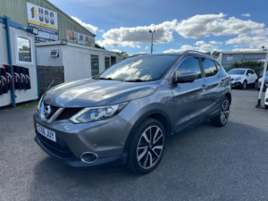 2016 Nissan Qashqai 1.5 Dci Tekna 2WD Euro 6 (s/s) 5dr in Grey — image 3