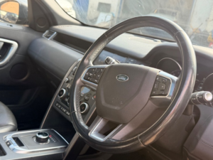 2018 Land Rover Discovery Sport Td4 Landmark in Grey — image 2