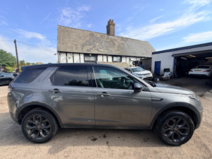 2018 Land Rover Discovery Sport Td4 Landmark in Grey — image 6