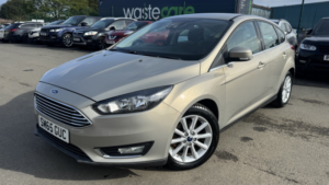 2015 Ford Focus 1.0 T Ecoboost Titanium in Silver — image 3