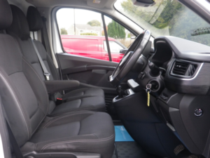 2023 Nissan Primastar 2.0 Dci 28 Tekna Refrigerated Van With Overnight Standby in White — image 6