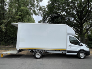 2022 Ford Transit 2.0 Transit Leader 350 L4 2.0l Ecoblue 130ps Rwd Luton Xxlwb in White — image 6