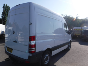 2015 Mercedes-Benz Sprinter 2.1 313 Cdi in White — image 5