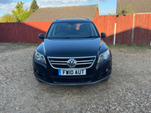 2010 Volkswagen Tiguan 2.0 Tdi Sport SUV 5dr Diesel Manual 4WD Euro 5 (140 Ps) in Black — image 3