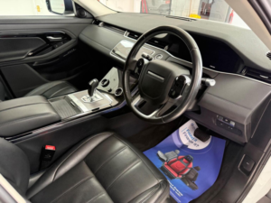 2020 Land Rover Range Rover Evoque 2.0 P200 Mhev Se Auto 4WD Euro 6 (s/s) 5dr in White — image 6
