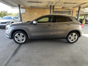 2015 Mercedes-Benz Gla 2.1 Gla200 Cdi Sport in Grey — image 4