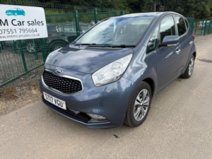 2017 Kia Venga 1.6 4 MPV 5dr Petrol Manual Euro 6 (s/s) (123 Bhp) in Blue — image 2