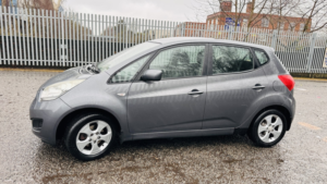 2010 Kia Venga 1.6 2 in Grey — image 5