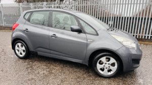 2010 Kia Venga 1.6 2 in Grey — image 6