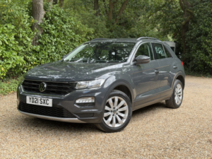 2021 Volkswagen T-Roc 1.0 Tsi Se in Grey — image 2