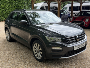 2021 Volkswagen T-Roc 1.0 Tsi Se in Grey — image 4