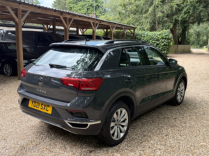 2021 Volkswagen T-Roc 1.0 Tsi Se in Grey — image 5