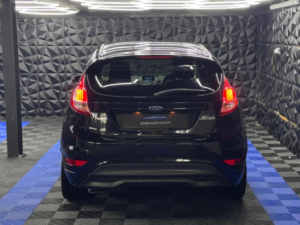2016 Ford Fiesta 1.0t Ecoboost Zetec S Euro 6 (s/s) 3dr in Black — image 5
