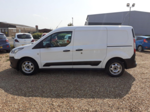 2018 Ford Transit Connect 1.5 210 Ecoblue L2 Euro 6 (s/s) 5dr in White — image 5