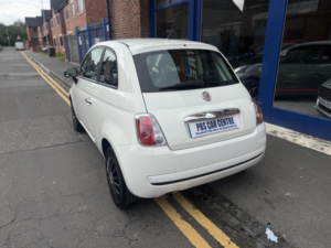2010 Fiat 500 1.2 Pop Euro 5 (s/s) 3dr in White — image 4