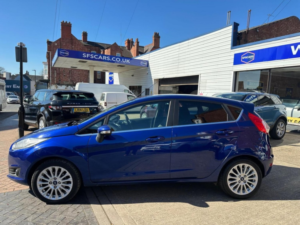 2015 Ford Fiesta 1.5 Tdci Titanium Euro 5 5dr in Blue — image 5