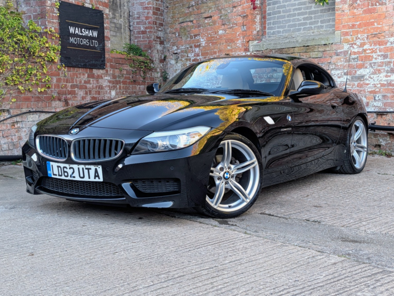 2012 BMW Z4 2.0 Z4 Sdrive20i M Sport Roadster in Black — image 1
