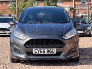 2016 Ford Fiesta 1.0t Ecoboost St-Line Euro 6 (s/s) 3dr in Grey — image 2