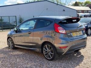 2016 Ford Fiesta 1.0t Ecoboost St-Line Euro 6 (s/s) 3dr in Grey — image 4