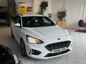 2020 Ford Focus 1.0 T Ecoboost Mhev St-Line Edition in White — image 2