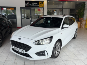 2020 Ford Focus 1.0 T Ecoboost Mhev St-Line Edition in White — image 5