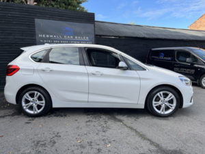 2015 BMW 2 Series Active Tourer 2.0 218d Luxury Active Tourer in White — image 2