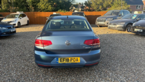 2018 Volkswagen Passat 1.6 Tdi Bluemotion Euro 6 (s/s) 4dr in Blue — image 4