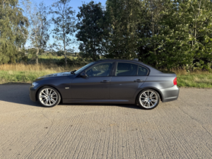2007 BMW 3 Series 3.0 330d M Sport Saloon in Grey — image 2
