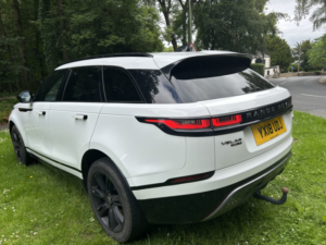 2018 Land Rover Range Rover Velar 2.0 D180 R-Dynamic S in White — image 6