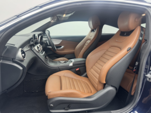 2020 Mercedes-Benz C Class 1.5 C200 Mhev Amg Line in Blue — image 5