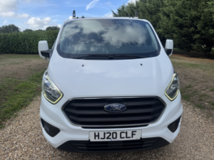 2020 Ford Transit Custom 2.0 320 Ecoblue Limited 6 SEAT Crew Van in White — image 2