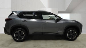 2025 Nissan X-Trail 1.5 H E-Power N-Connecta SUV 5dr Petrol Hybrid Auto E-4orce Euro 6 (s/s) (213 Ps) in Grey — image 3