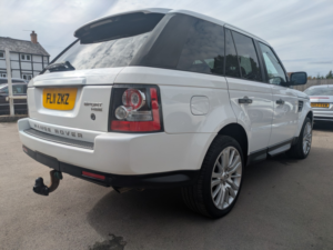 2011 Land Rover Range Rover Sport 3.0 Td V6 Hse in White — image 2