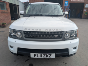 2011 Land Rover Range Rover Sport 3.0 Td V6 Hse in White — image 5