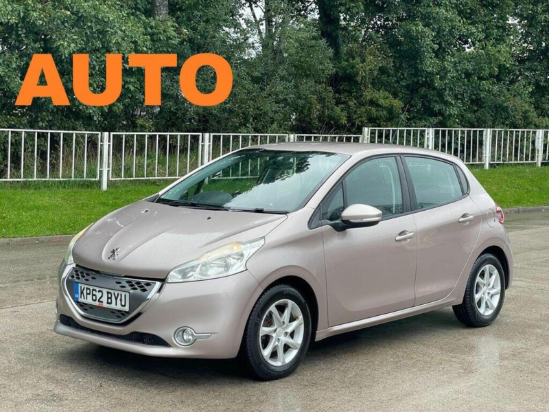 2013 Peugeot 208 1.4 E-Hdi Active Egc Euro 5 (s/s) 5dr in Pink — image 1